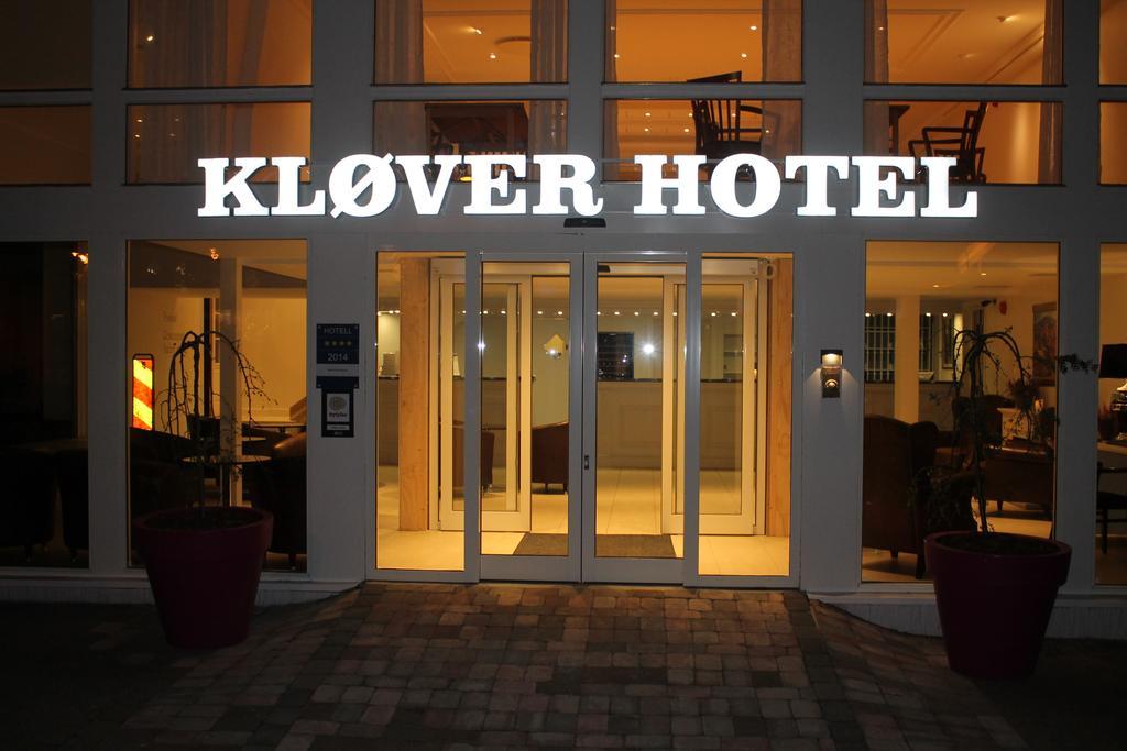 Klover Hotel Sauda Buitenkant foto