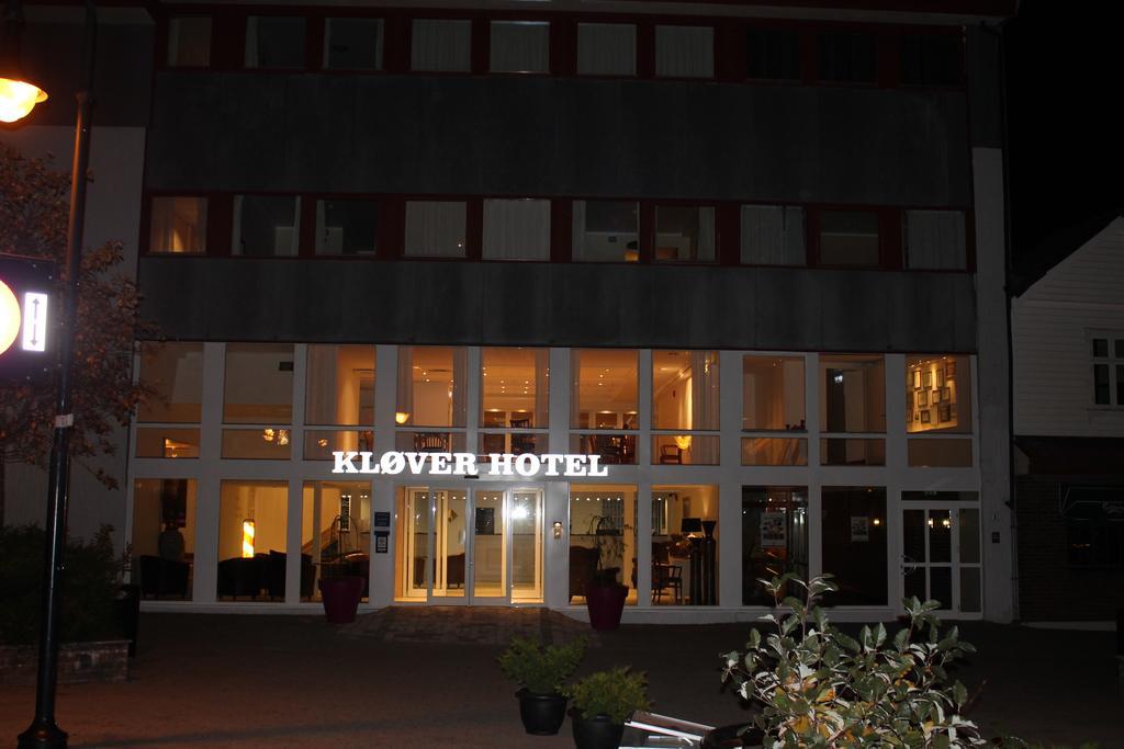 Klover Hotel Sauda Buitenkant foto