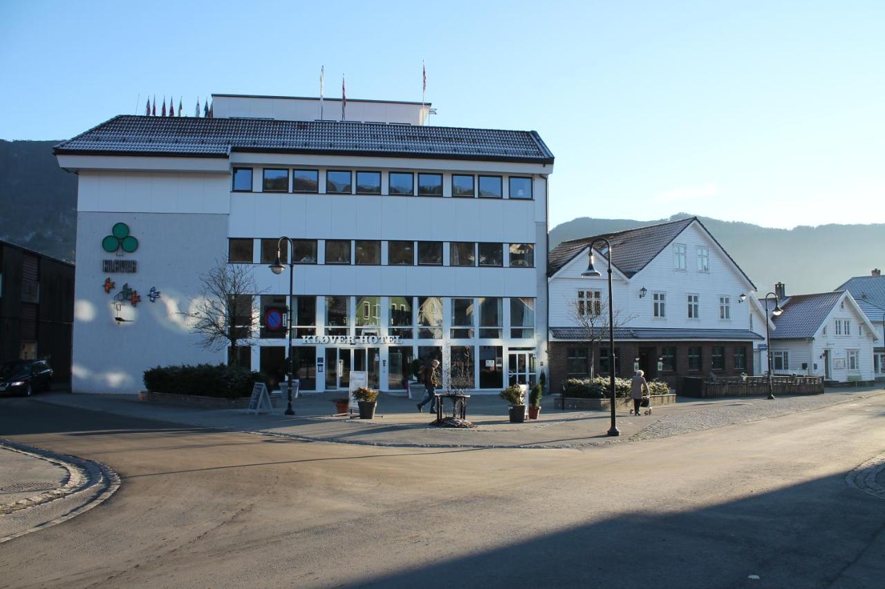 Klover Hotel Sauda Buitenkant foto